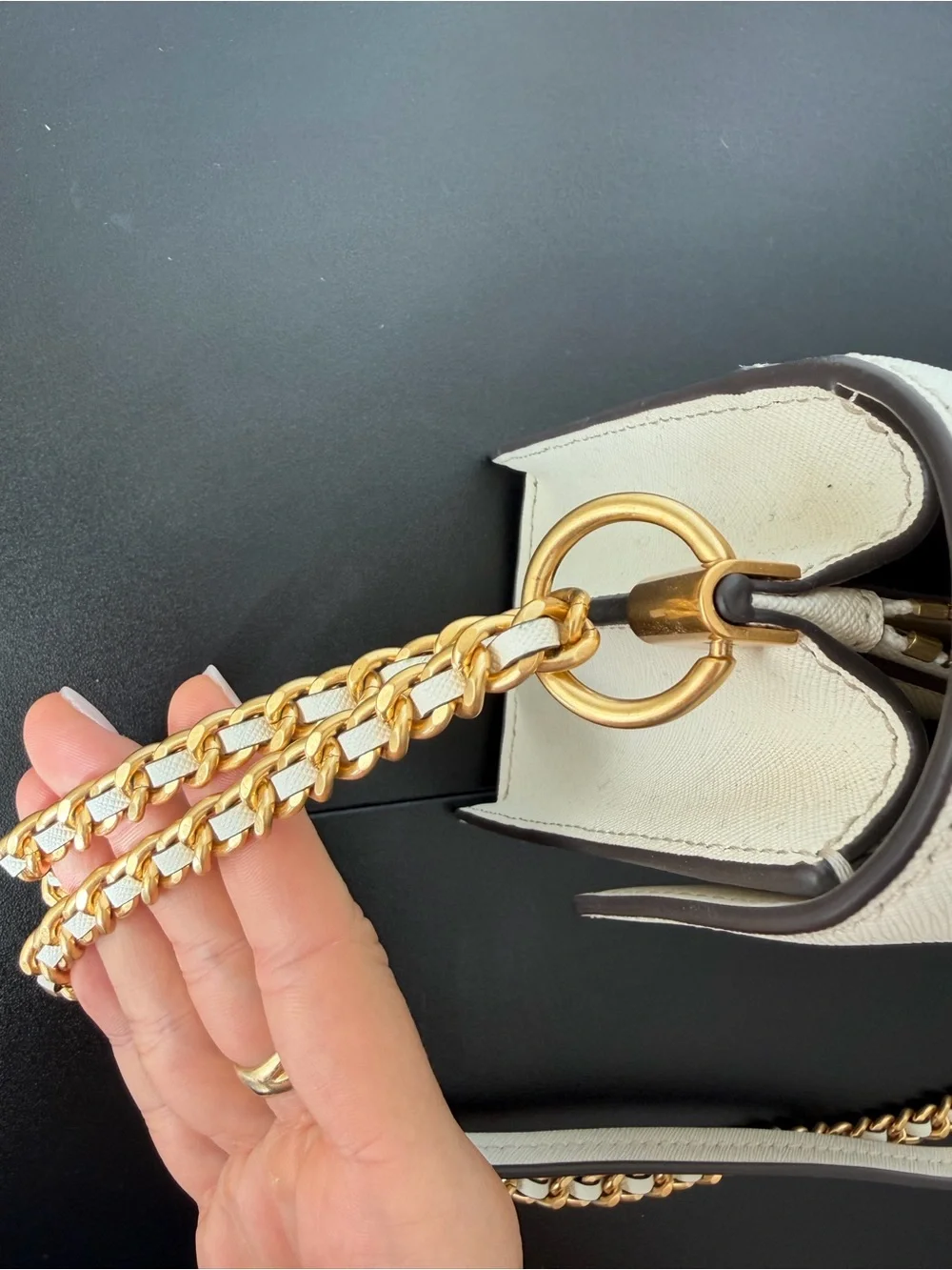 Tory Burch Cream Leather Crossbody with Gold Chain Strap - Picture 8 of 9